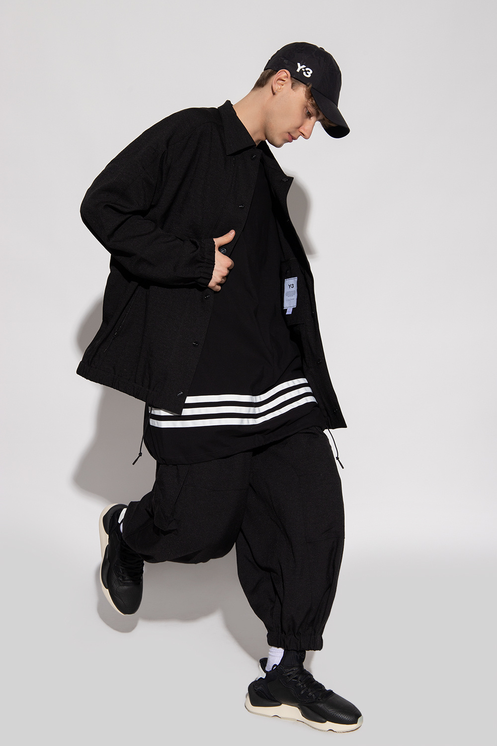 ヤハウェ×3 ヤハウェ×3 Yohji Yamamoto's Y-3 Reworks the adidas ZX